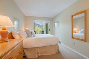 1 chambre, fer et planche à repasser, Wi-Fi, literie fournie