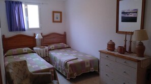 2 Schlafzimmer, Bügeleisen/Bügelbrett, Reisekinderbett, kostenloses WLAN