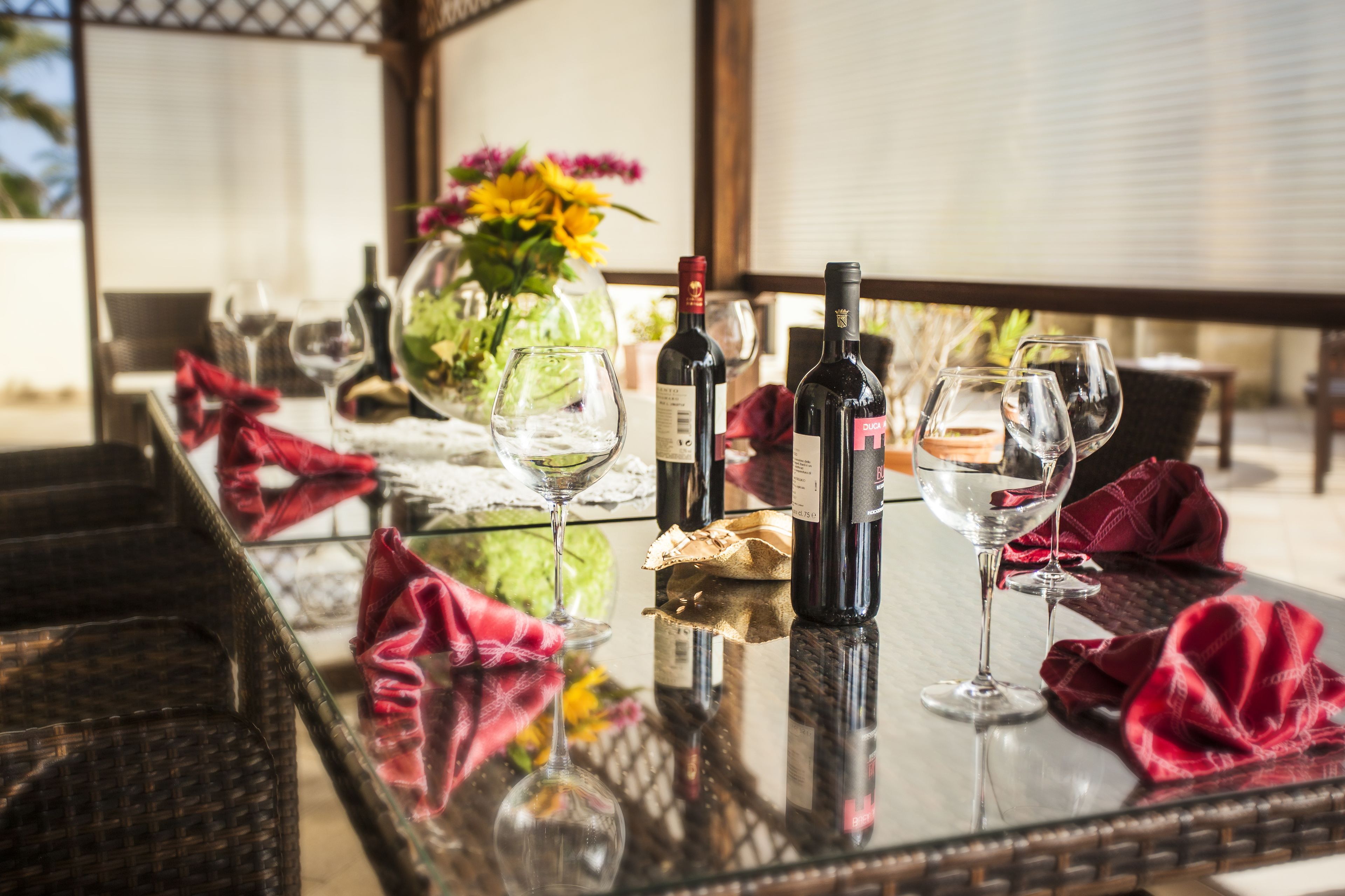 Deluxe Suite, Bathtub | Terrace/patio