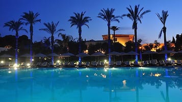 Außenpool (je nach Saison geöffnet)