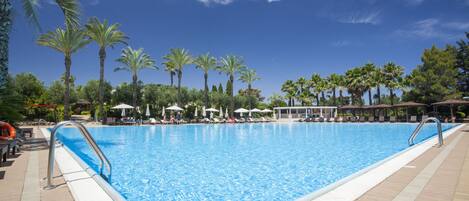 Piscina externa sazonal