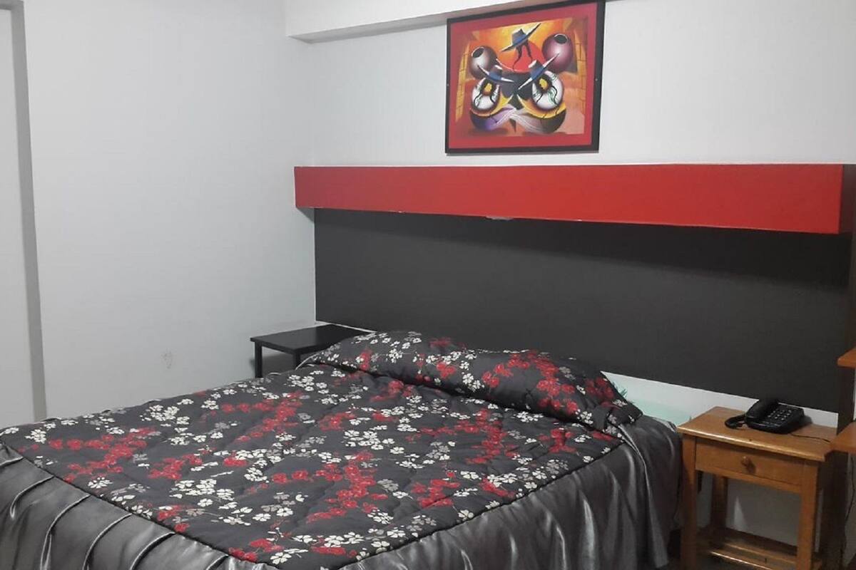 Wifi gratis y ropa de cama