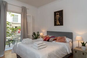 1 bedroom, in-room safe, iron/ironing board, WiFi - Cutie apartment in the aristocratic area of Kolonaki (Athina)
