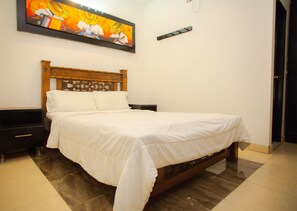 Executive-Doppelzimmer, 1 Queen-Bett | Individuell eingerichtet, Bügeleisen/Bügelbrett, kostenloses WLAN