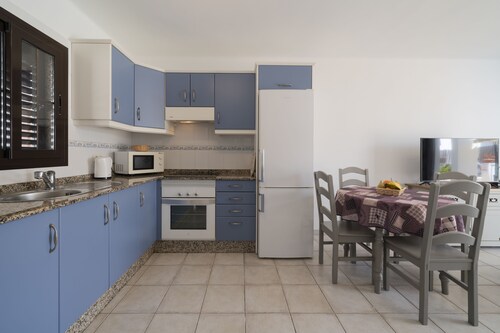 Wonderful Apartment In Puerto Del Carmen With Shared Pool, Free Wifi