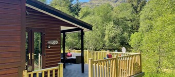 Ash Lodge, nær Dunoon. Kæledyr tilladt budget indkvartering sover 2