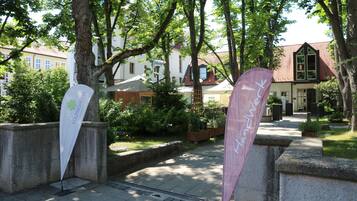 Petit déjeuner complet compris tous les jours