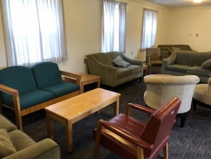 Lobby - FX Hall Residences - Hostel (Antigonish)