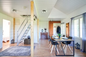 Duplex | In-room dining