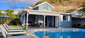 Pool - Magnificent villa close to the sea (Le Diamant)