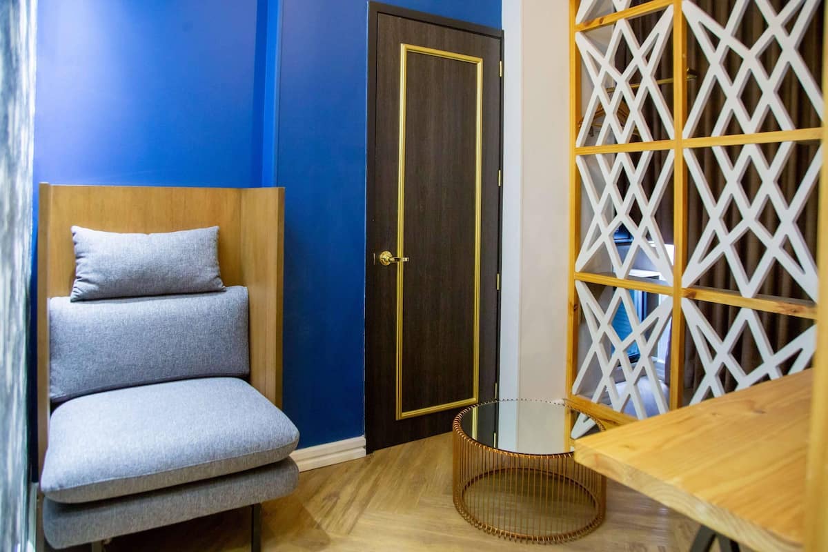 Studio Suite, 1 King Bed, Non Smoking