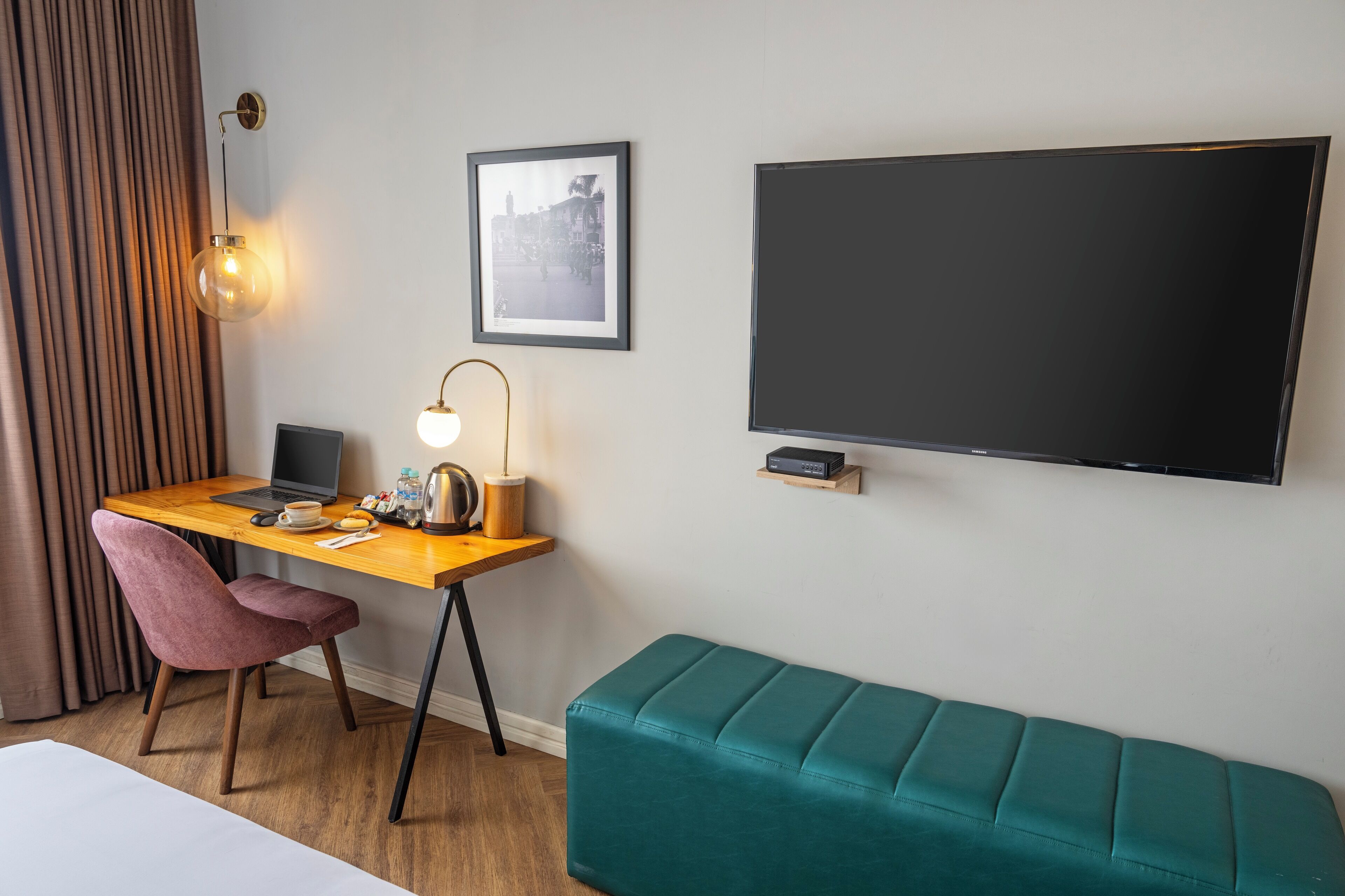 premium room, 2 double beds, non smoking | 1 bedroom, minibar, in-room safe, desk