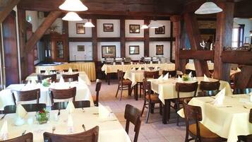 Daily buffet breakfast (EUR 15 per person)