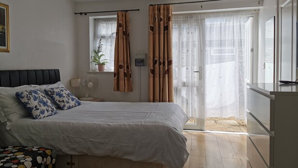 Studio, 1 Bedroom
