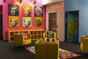 Interior detail - The Fox Hotel (Ponce)