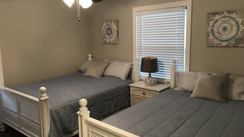 3 bedrooms, iron/ironing board, travel crib, free WiFi