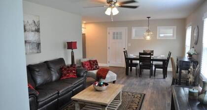Comfortable 3BR/2Bath in Historic Downtown Cleveland TN