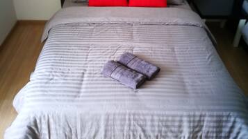1 bedroom, iron/ironing board, bed sheets, wheelchair access