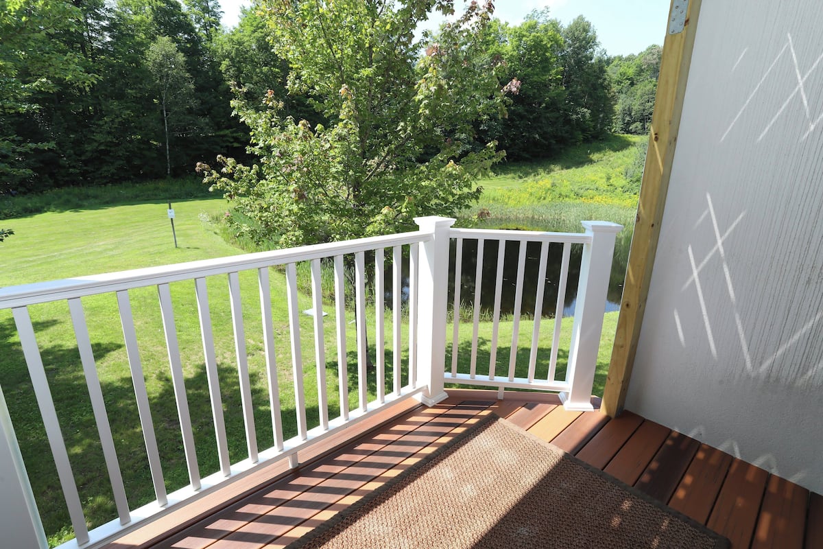 Room, 1 Bedroom (Kettle Brook, Ski In/Out) | Terrace/patio