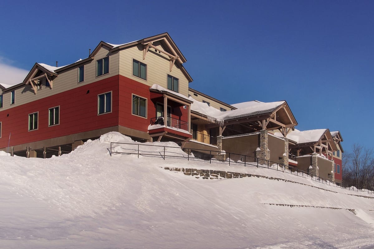 Condo, 4 chambres (South Face Village) | Literie de qualité, décor unique, ameublement unique, literie fournie