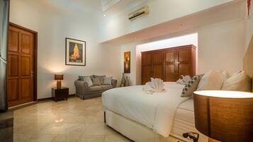 7 soverom, safe på rommet, strykejern/-brett og reiseseng for barn