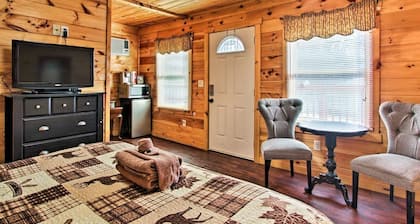 Smoky Mountain Pool Lodge