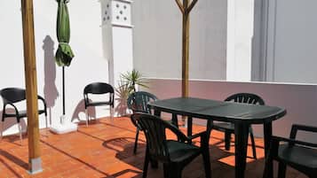 Apartment, 2 Bedrooms, Terrace (21) | Terrace/patio