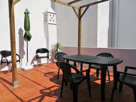 Apartment, 2 Bedrooms, Terrace (21) | Terrace/patio