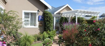 JARDÍN DE RUTA CASA AUTOSERÁTICA - HUBBS PLACE está en Sedgefield cerca de Knysna 