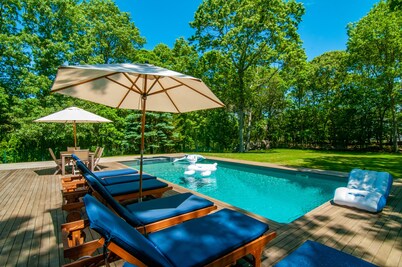 Private, Charming, Lovely Farmhouse in Wainscott, East Hampton 