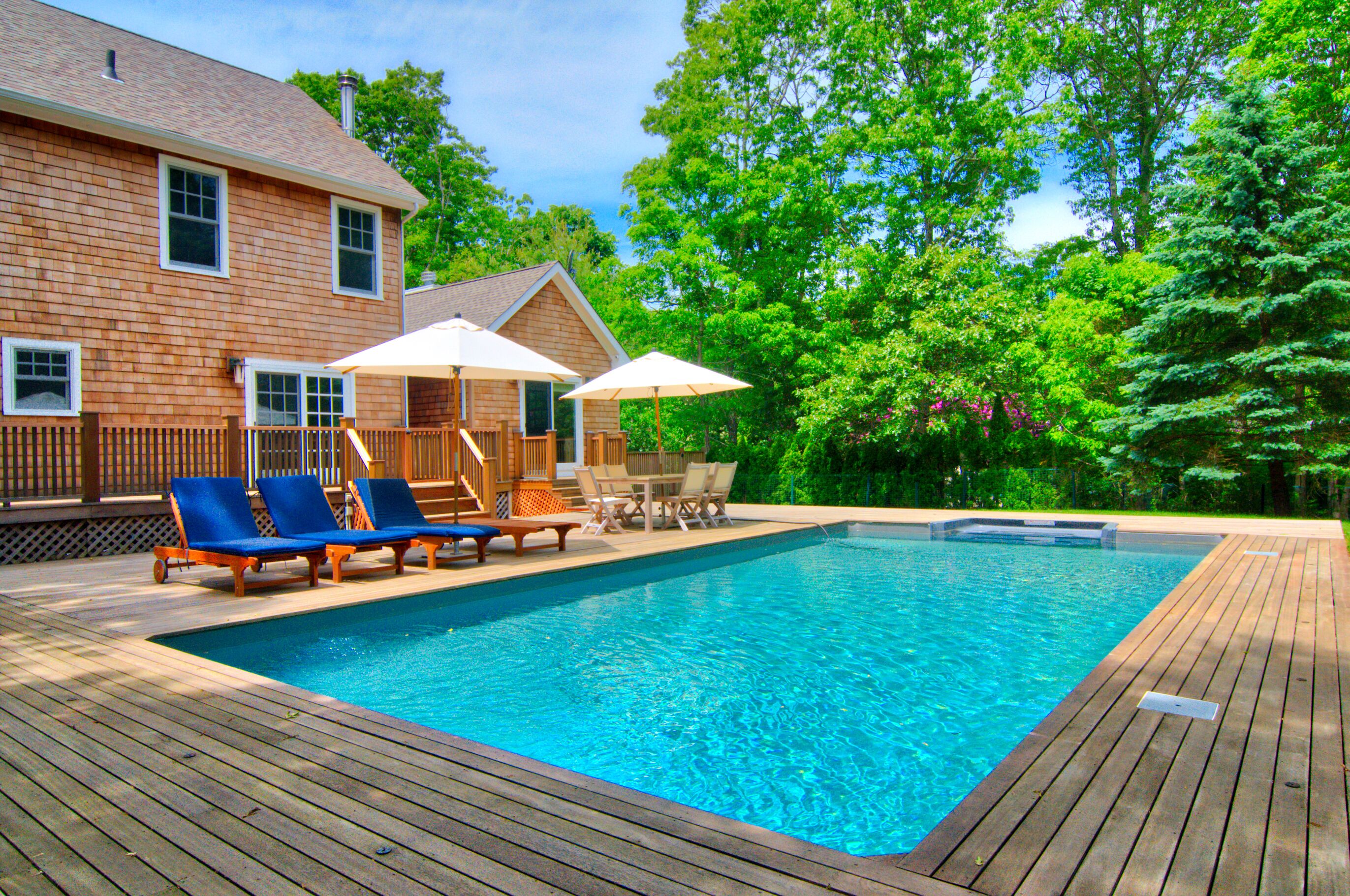 屋外プール、温水プール