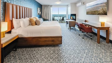 1 bedroom, in-room safe, individually decorated, desk