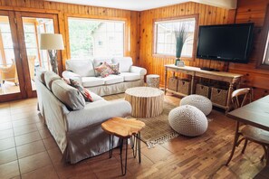 Living area - Finn Inn, Lake of the Ozarks, lakefront home with beach, quiet cove (Gravois Mills)