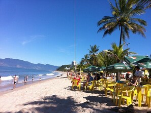 Beach nearby - MARTIN DE SÁ BEACH APARTMENT + WI FI + SWIMMING POOL + PARKING SPACE. CLOSE TO THE SEA!! (Caraguatatuba)