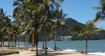 MARTIN DE SÁ BEACH APARTMENT + WI FI + SWIMMING POOL + PARKING SPACE. CLOSE TO THE SEA!!