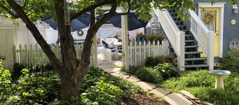 Charming Carriage House In Prospect New Town