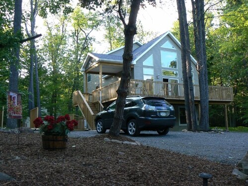 Beautiful New Pocono Chalet!  