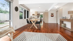 3 Bedroom House | Living area