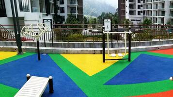 Children’s play area – outdoor