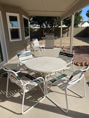 Outdoor dining