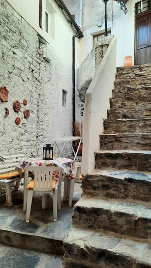 Outdoor dining - ''TASTE OF LIGURIA'' in Antico Borgo near the sea (Terzorio)