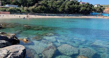 Casa Azzurra: beautiful apartment a few meters from the sea in S. Lorenzo