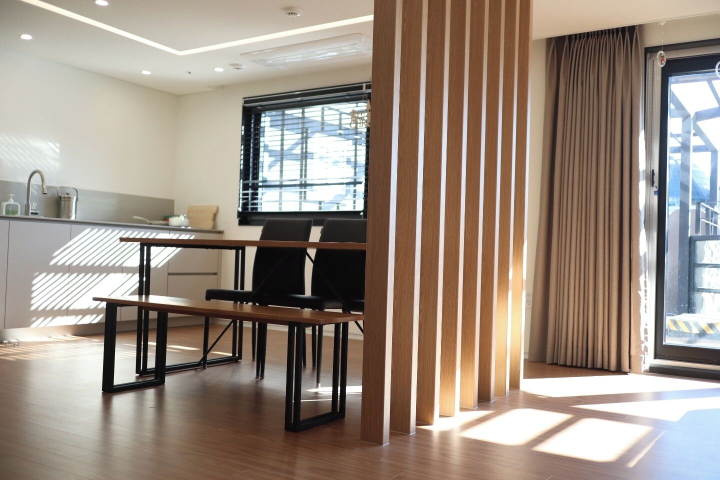 Frist Deluxe Family | 起居區