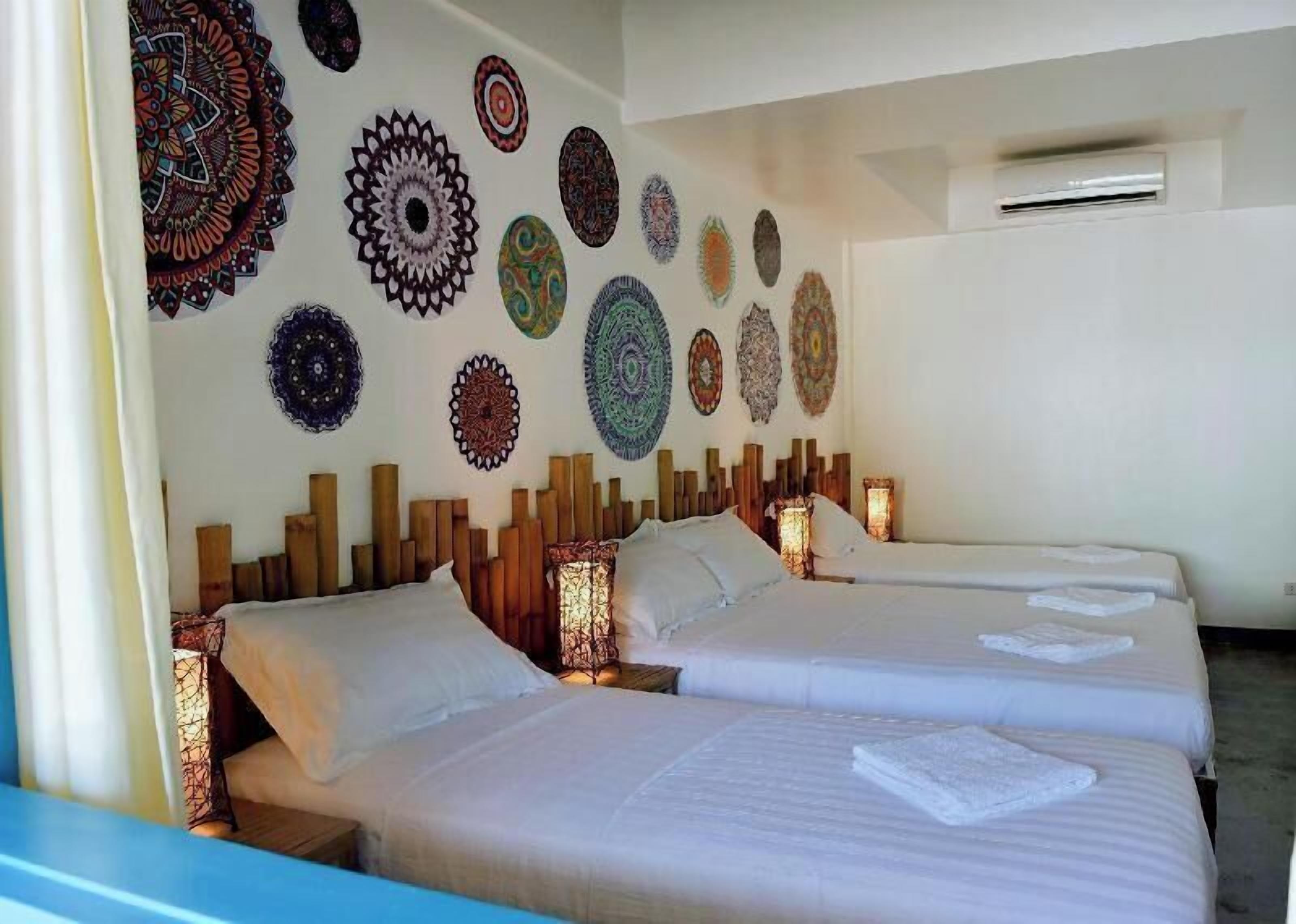 Free WiFi, bed sheets