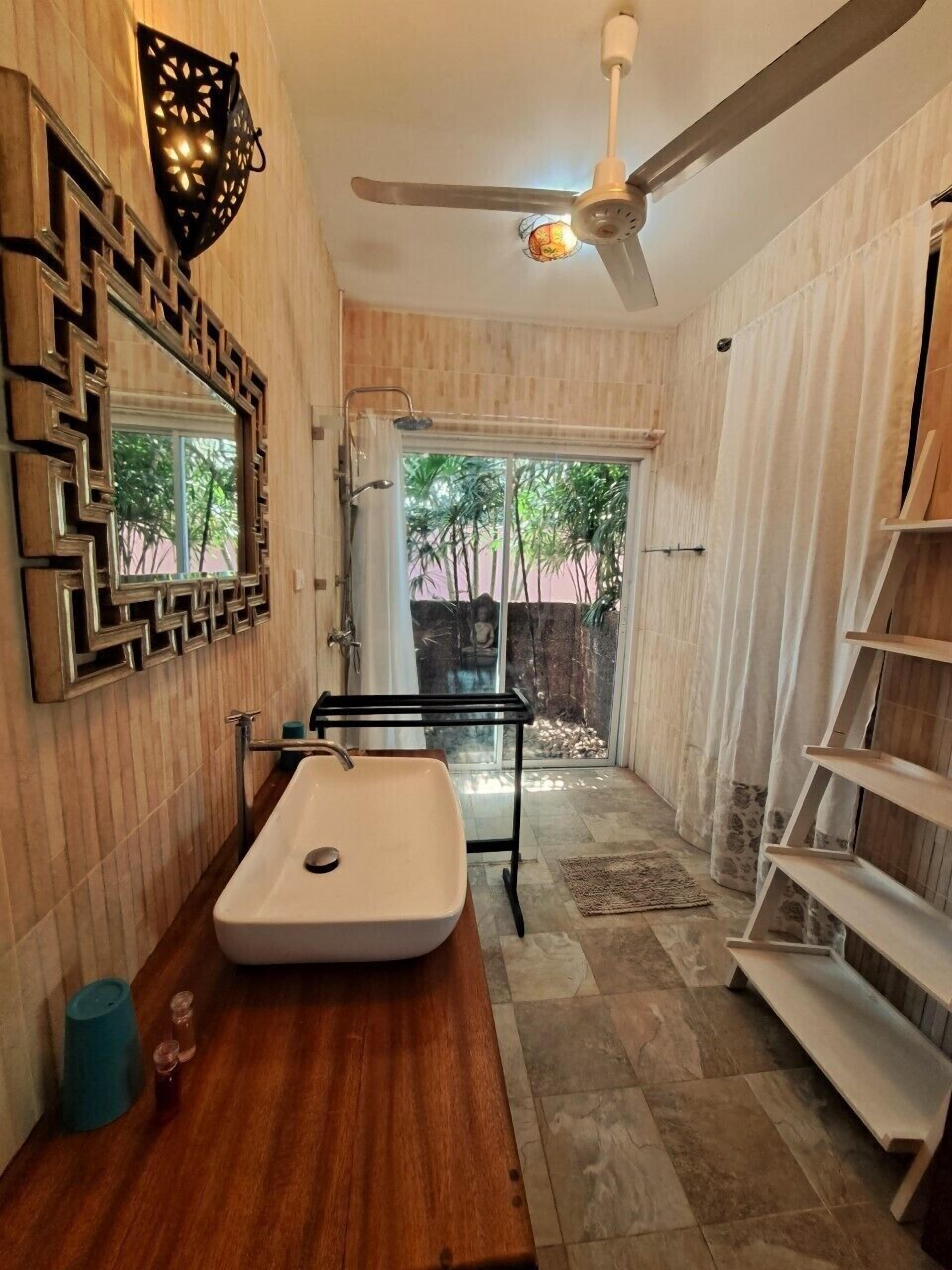 Foto - Laura's Guest House-adult only-