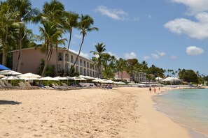 Beach towels, beach bar