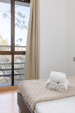 2 camere, ferro/asse da stiro, Wi-Fi gratuito, lenzuola