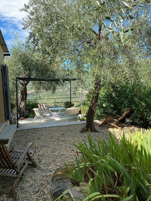 Terrace/patio - Idyllically situated, comfortable detached country house in a stylish ambience (Dolcedo)