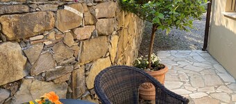 Idylliskt, bekvämt hus på landet i en elegant atmosfär