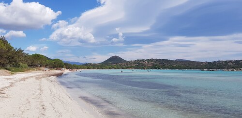 MAISON Porto-Vecchio, piscine privee chauffée , plage à 235m, clim, jardin clotu